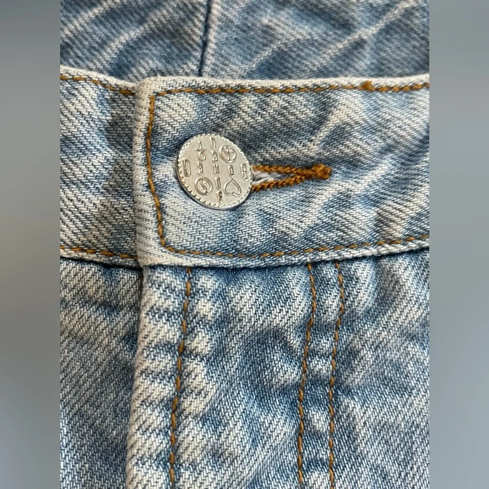 Bongo High-Waisted Vintage Jeans by Gene Montesano - Picture 7 of 8